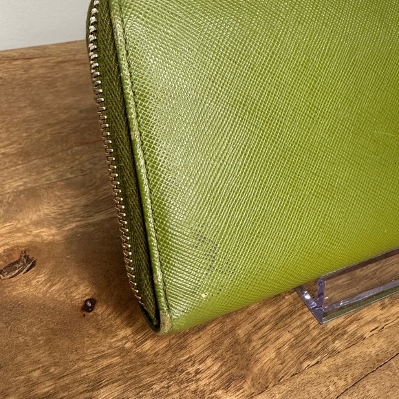 Prada Green Saffiano Leather Wallet - Picture 4 of 8